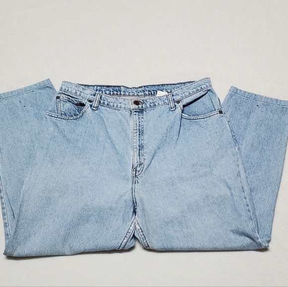 Vintage 90s Levi's 550 Grunge Straight Leg Light Wash Cropped Distressed Jeans - Picture 4 of 15